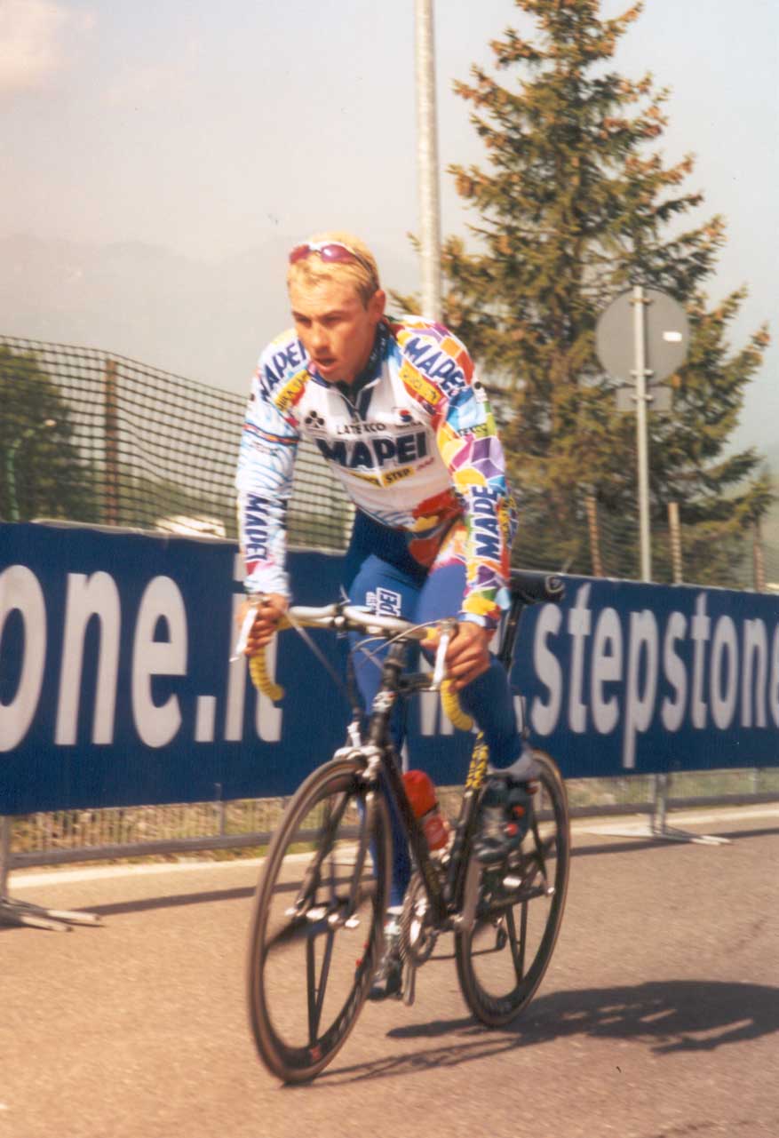 2000-giro-02-tonkov.jpg