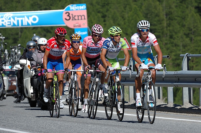 DSC_1331.jpg - In seconda posizione Vincenzo NIBALI, Liquigas, arriverà undicesimo.