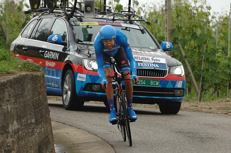 DSC_3468.jpg - Il canadese Ryder HESJEDAL che vinse il Giro nel 2012, arriverà 20° in 1:00:56 a 3:22 dal vincitore.