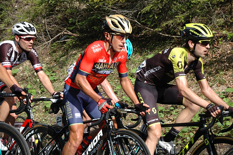 DSC_5225.jpg - Mikel Nieve (Michelton – Scott) arriverà 19°; Domenico Pozzovivo (Bahrain – Merida) arriverà 12° e Tom Doumoulin (Sunweb) che arriverà 13°.