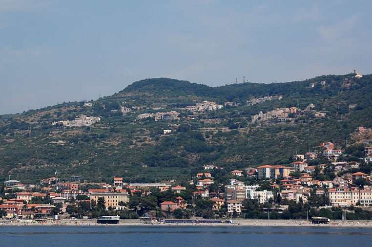 MAN_8533.jpg - Borgio Verezzi (Borgio sul mare, Verezzi sulla collina).