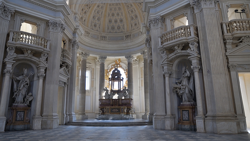 MAK_4896.jpg - La cappella di Sant’Uberto.