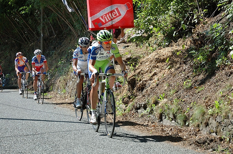 DSC_1543JA.jpg - Dietro Sylvain Chavanel (campione francese 5°) e Bauke Mollema (Rabobank, 2°).