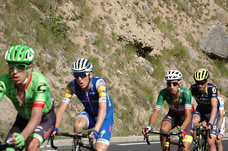 DSC_4936.jpg - Rigoberto Uran, Daniel Martin e uno spento Fabio Aru che arriverà con 1'22" dal vincitore.