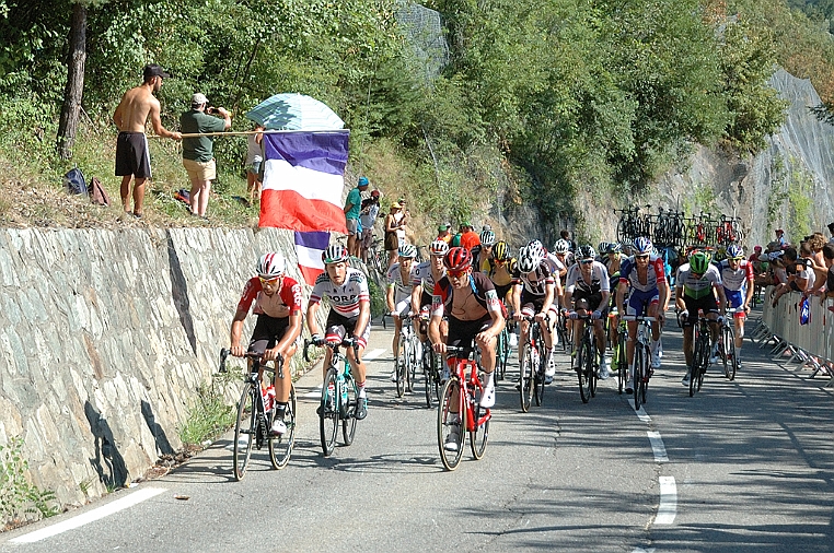 DSC_6018.jpg - Il gruppetto dove ci sarà anche la maglia verde.