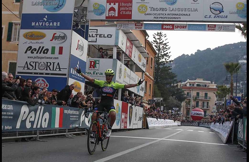TL2019_10.jpg - Simone Velasco all'arrivo (immagine di Bettini da sito)