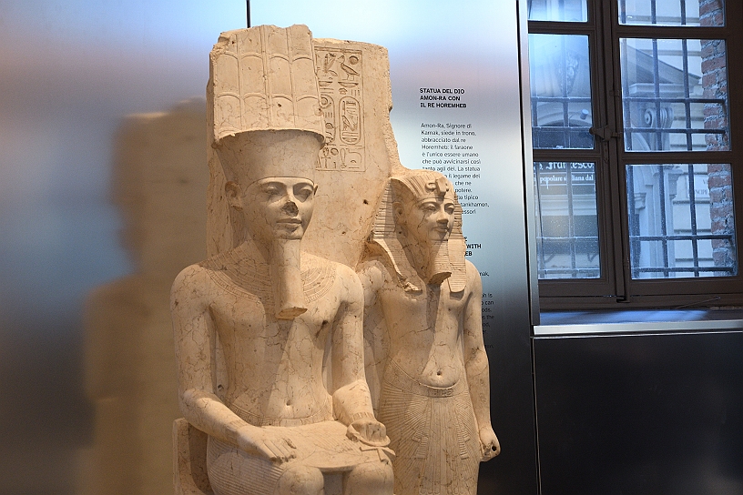 101_MAK_5817.jpg - Il faraone è l’unico essere umano che si può avvicinare così tanto ad un dio.