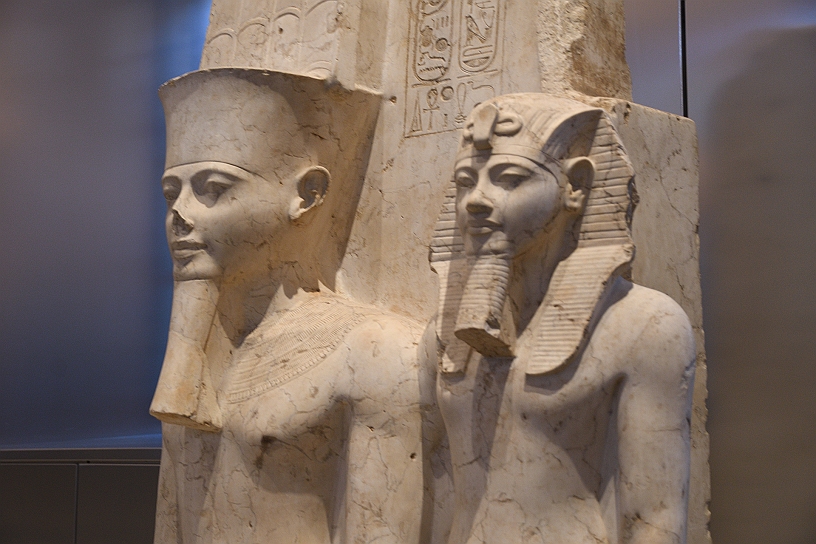 103MAK_5819.jpg - Ovviamente il faraone è il più piccolino.